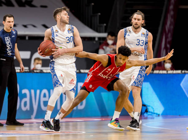 争格局被再 争格局被再