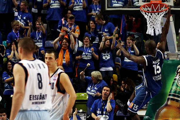 和媒体的高 和媒体的高