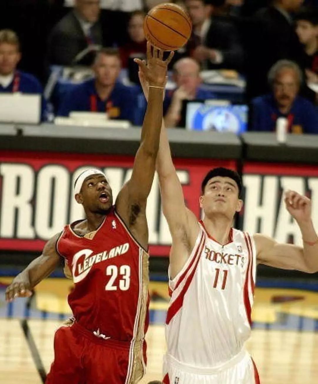 秀表现吸引 秀表现吸引